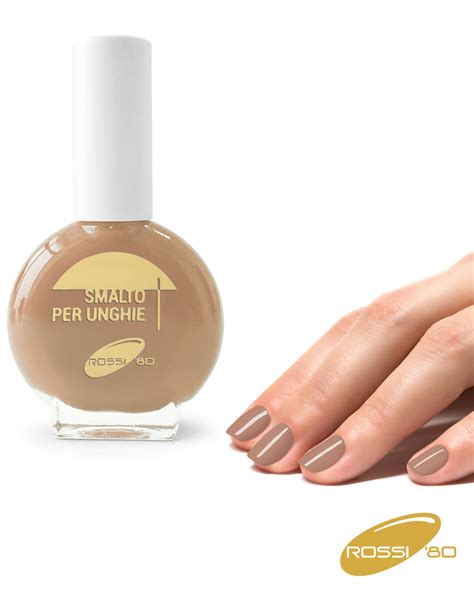 smalto color fango chanel